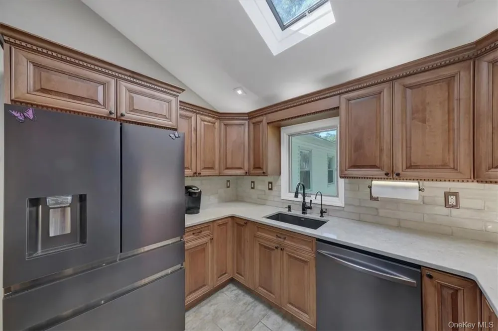 13 Split Rock Road Mahopac, NY 10541