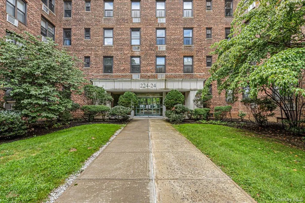 224-24 Union Street #4R Bayside, NY 11364