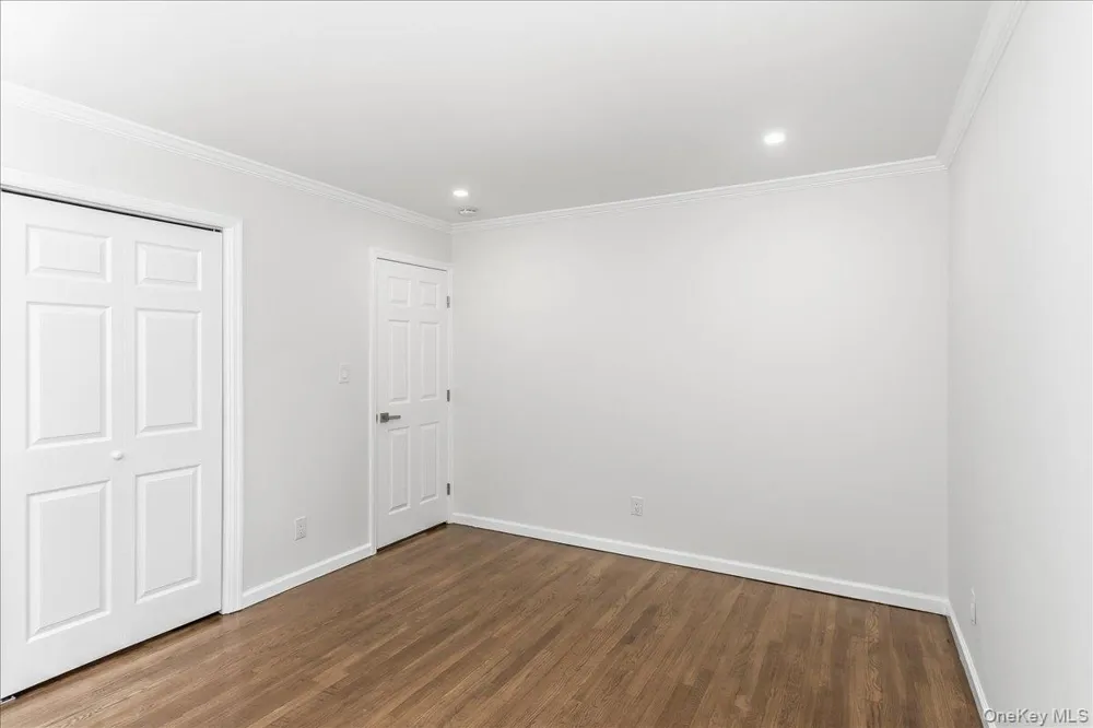 260 W 24th Street Deer Park, NY 11729