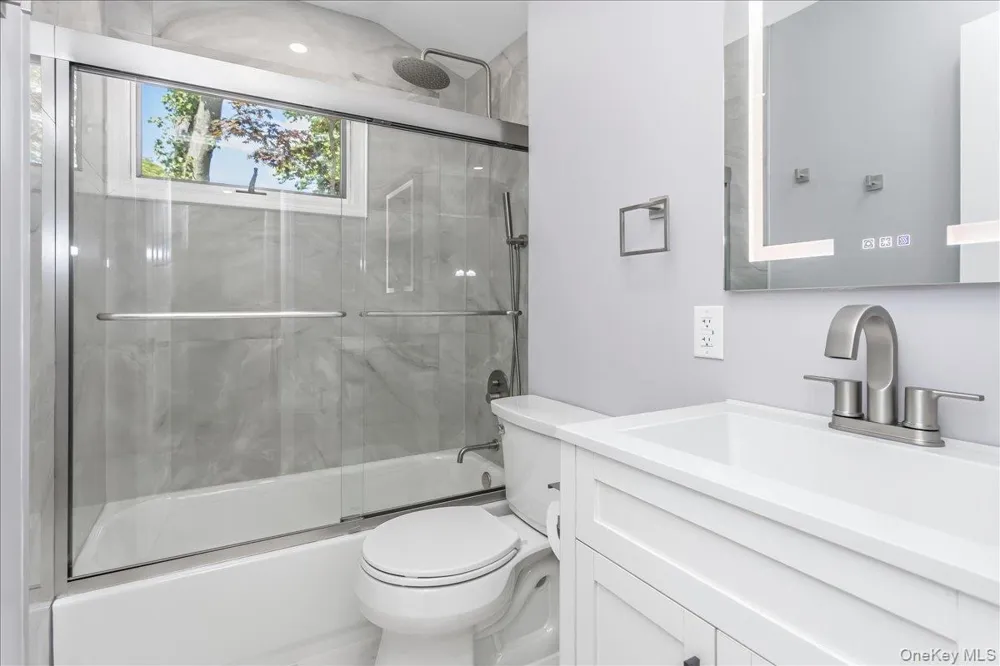 260 W 24th Street Deer Park, NY 11729