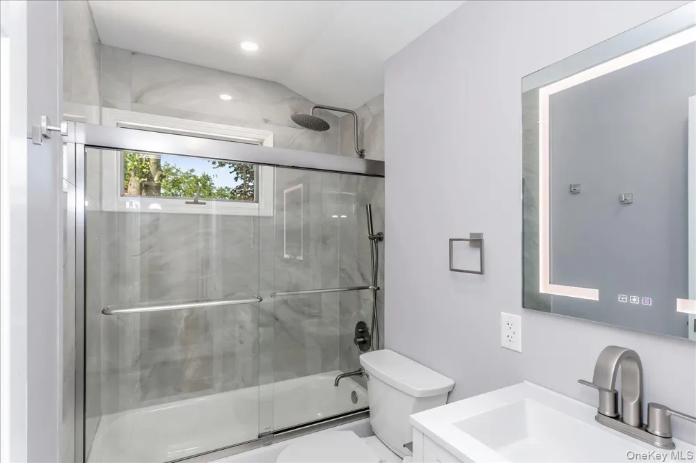 260 W 24th Street Deer Park, NY 11729