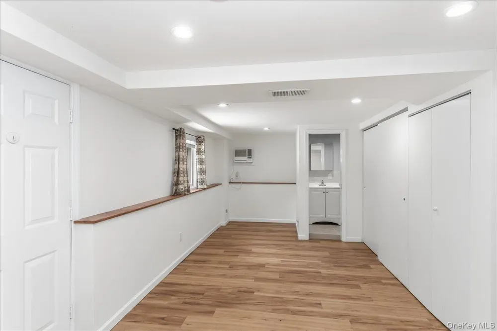 260 W 24th Street Deer Park, NY 11729