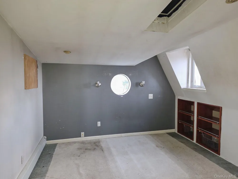 26 Gordon Place Freeport, NY 11520