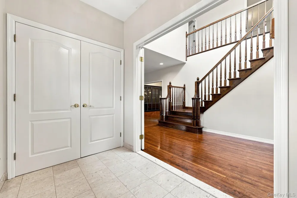 306 S Grandview Avenue Monsey, NY 10952