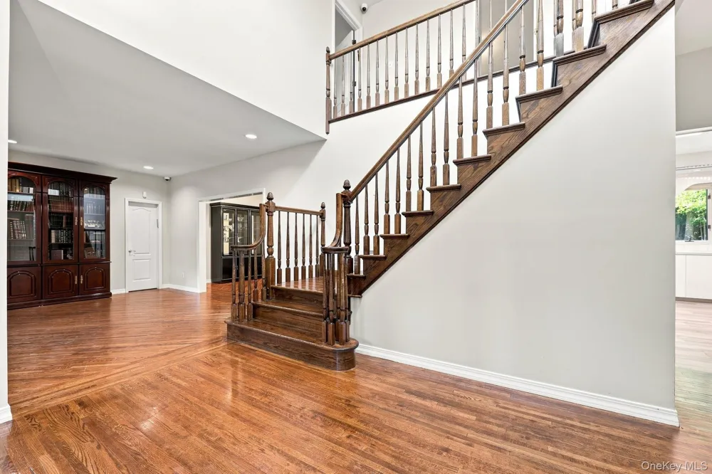306 S Grandview Avenue Monsey, NY 10952