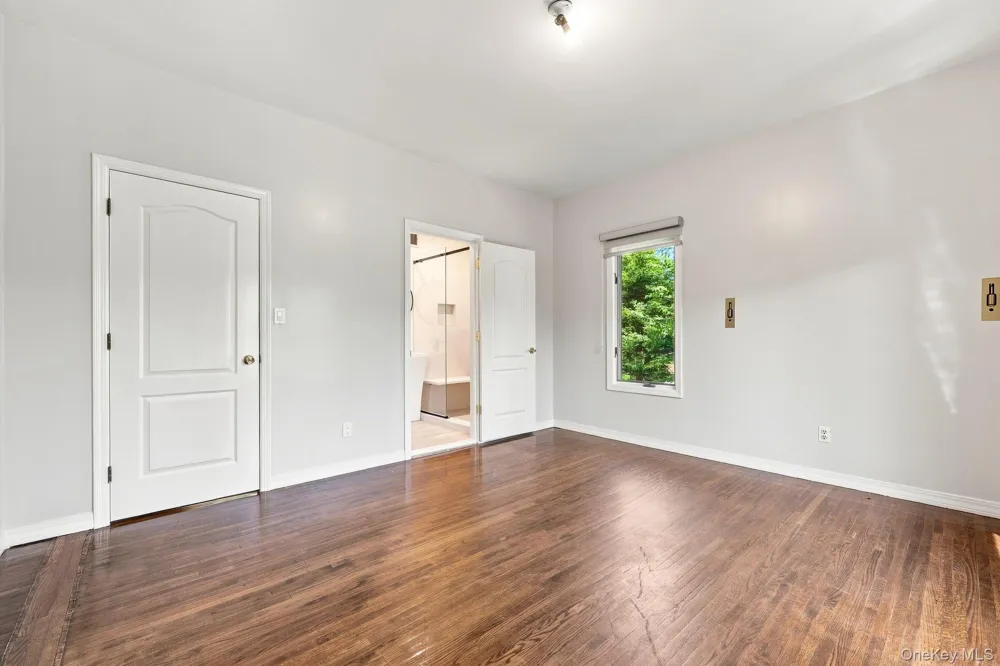 306 S Grandview Avenue Monsey, NY 10952