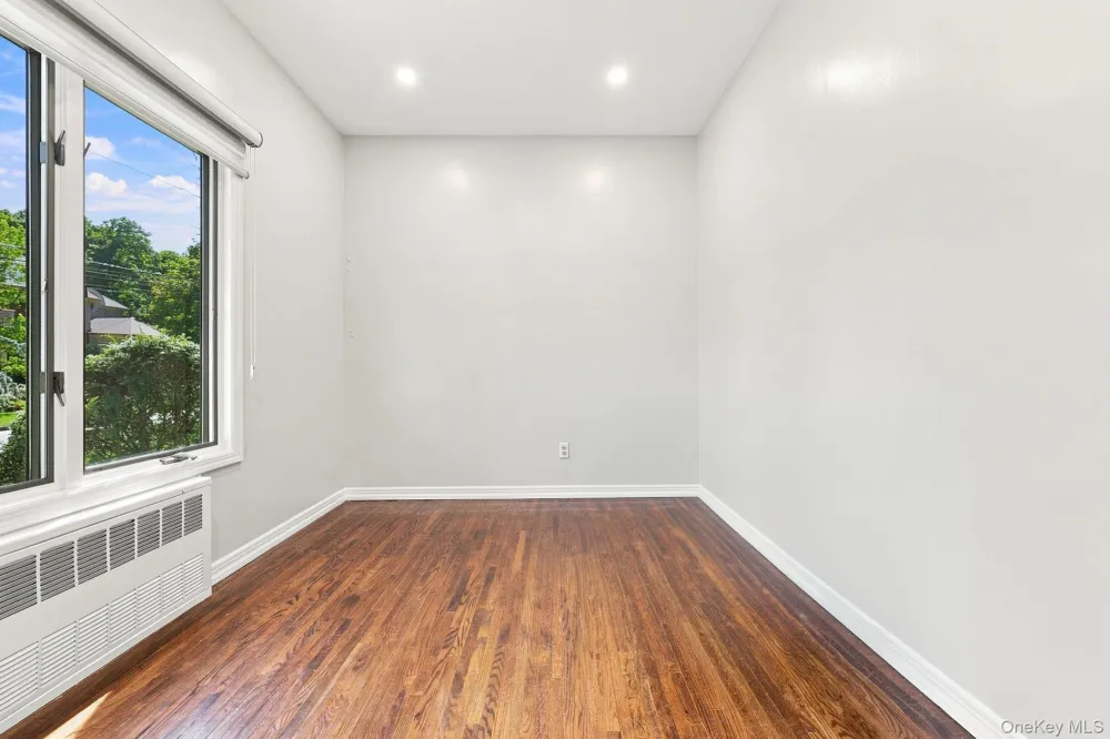 306 S Grandview Avenue Monsey, NY 10952
