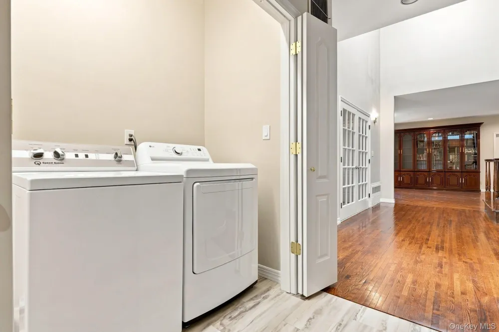 306 S Grandview Avenue Monsey, NY 10952