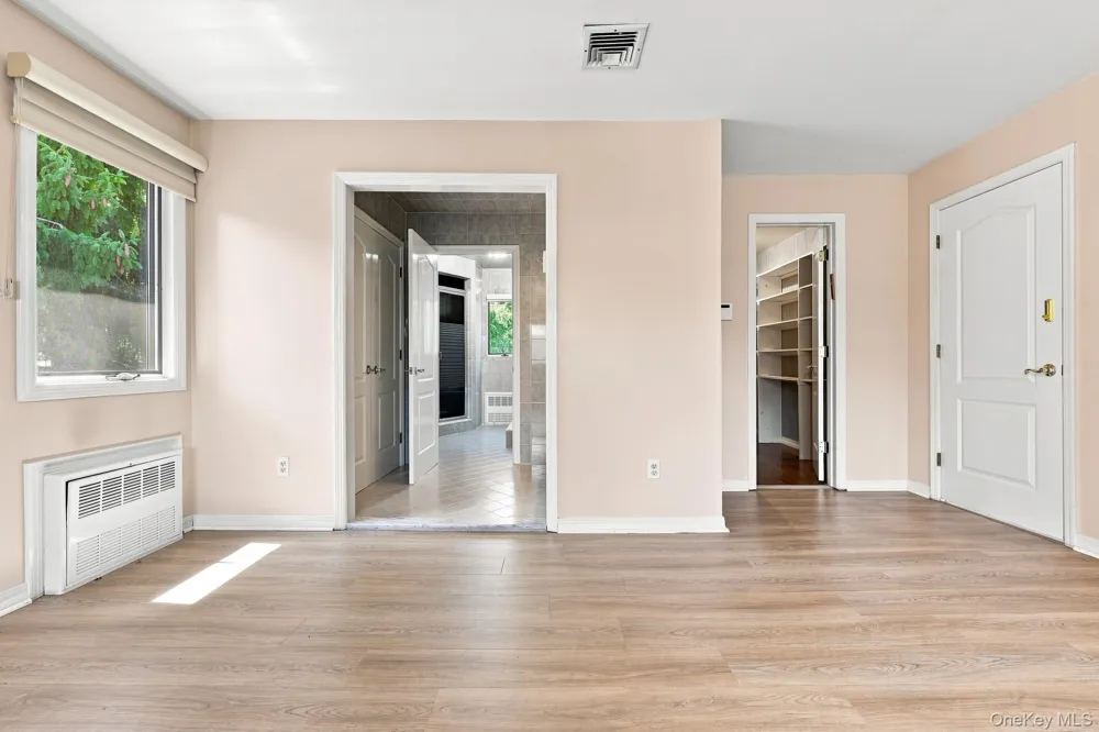 306 S Grandview Avenue Monsey, NY 10952