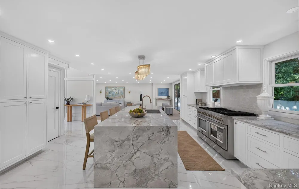 71 Wichard Boulevard Commack, NY 11725