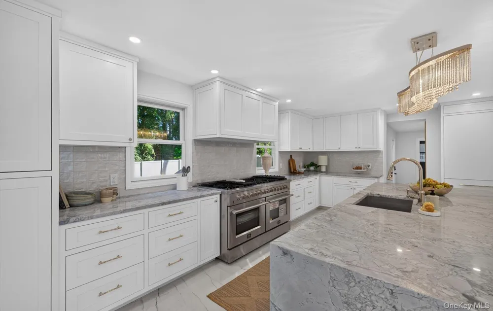 71 Wichard Boulevard Commack, NY 11725