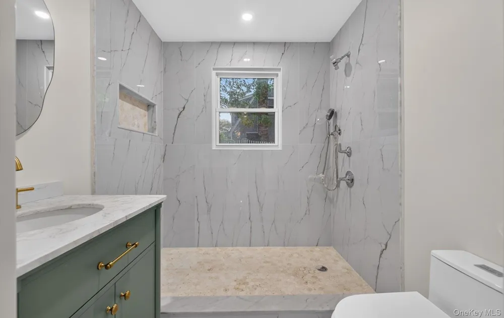 71 Wichard Boulevard Commack, NY 11725