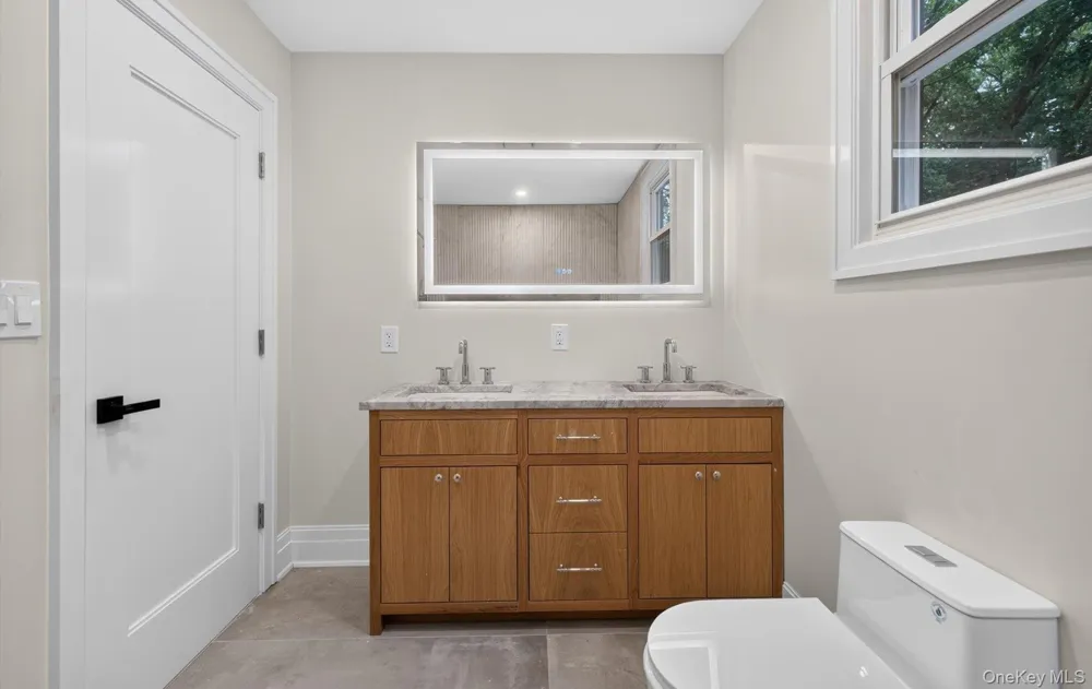 71 Wichard Boulevard Commack, NY 11725