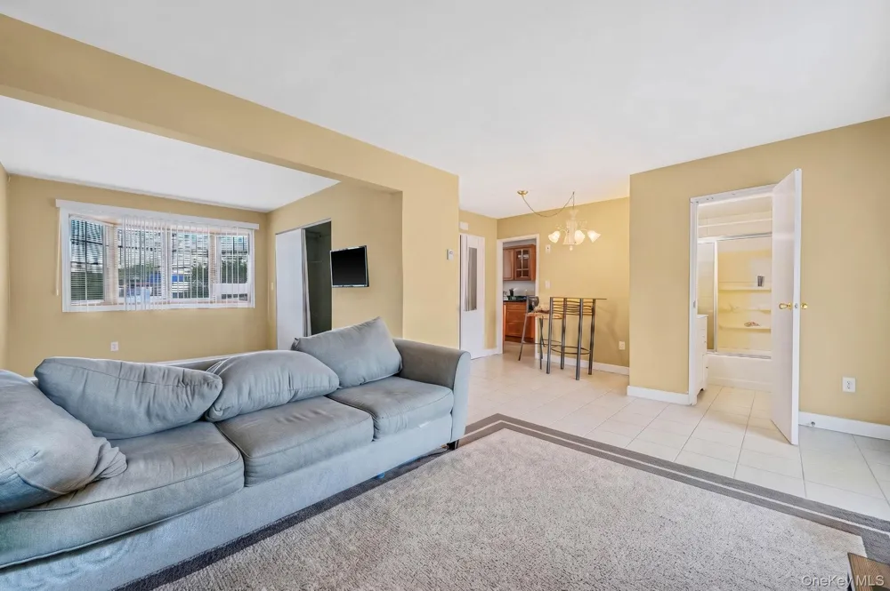79 Jefferson Street Freeport, NY 11520