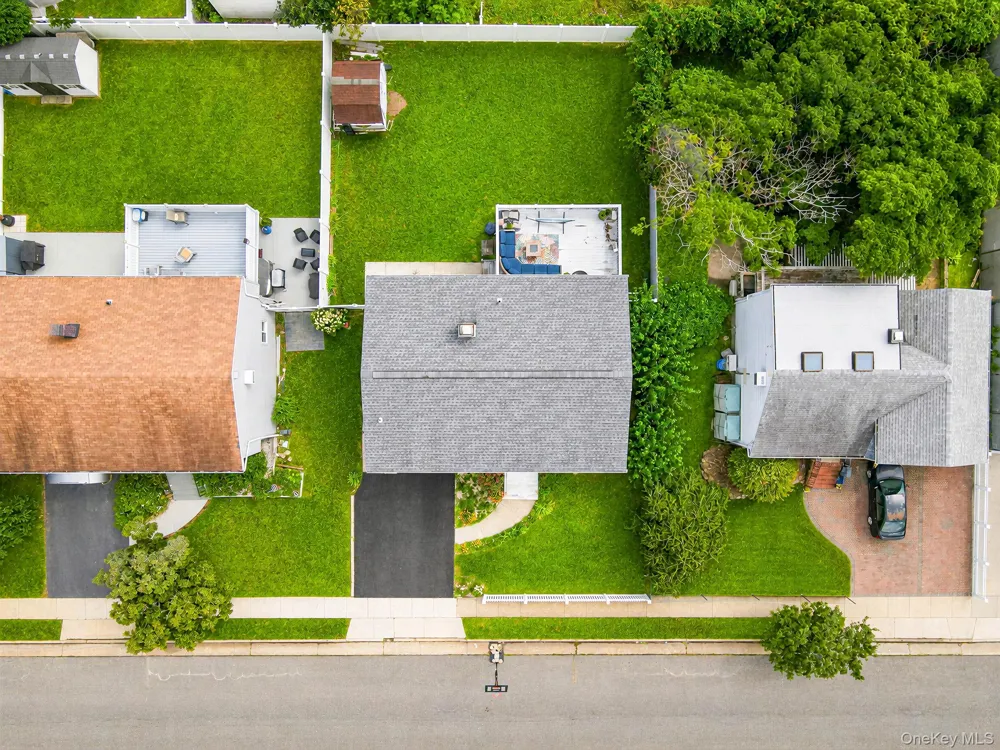 79 Jefferson Street Freeport, NY 11520