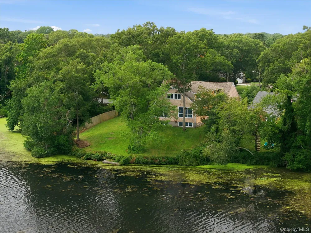 107 Lake Shore Drive Patchogue, NY 11772