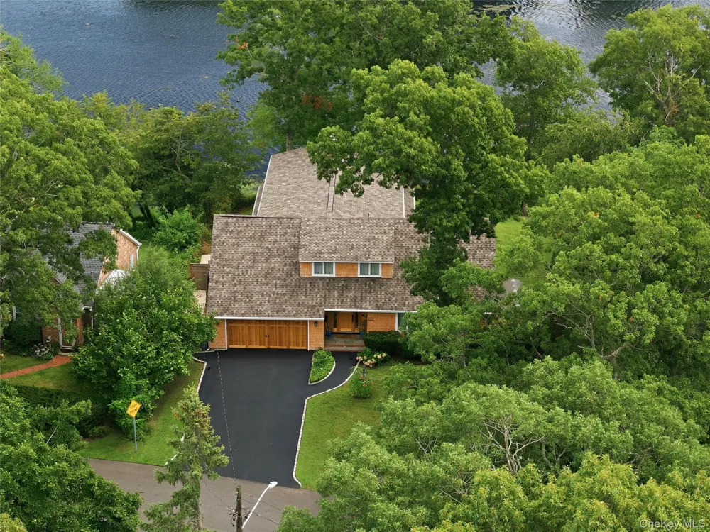 107 Lake Shore Drive Patchogue, NY 11772