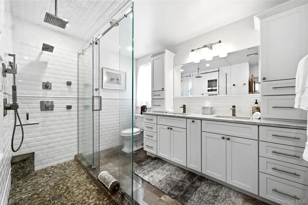 107 Lake Shore Drive Patchogue, NY 11772
