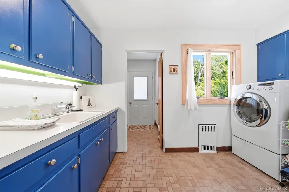107 Lake Shore Drive Patchogue, NY 11772