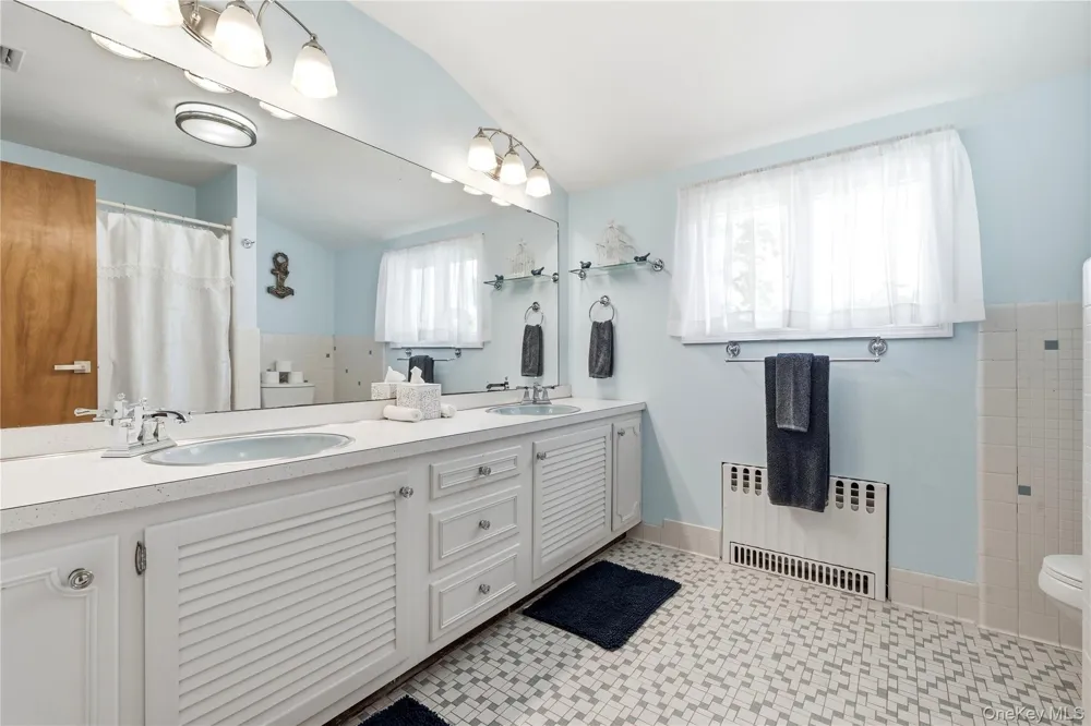 107 Lake Shore Drive Patchogue, NY 11772