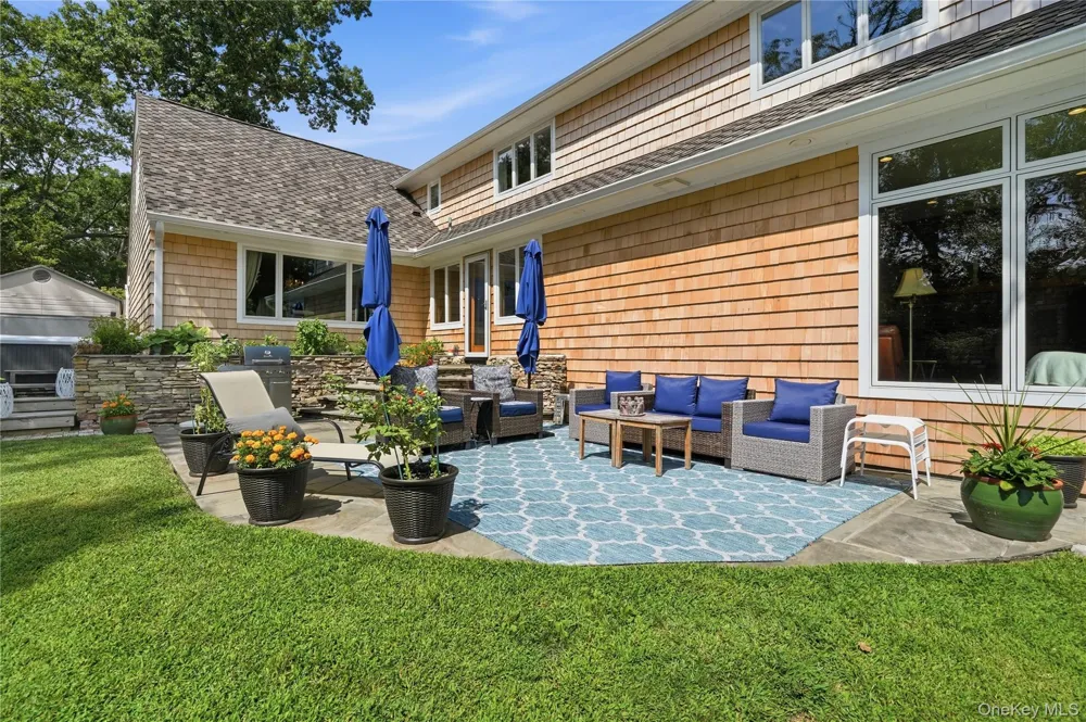 107 Lake Shore Drive Patchogue, NY 11772