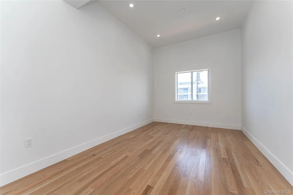 138 E Park Avenue #2 Long Beach, NY 11561