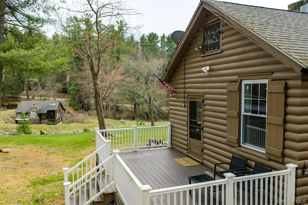 10 Stag Forest Road Forestburgh, NY 12777