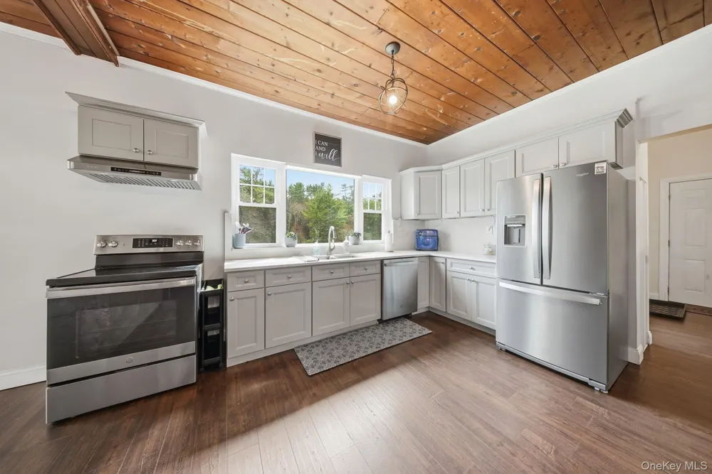 10 Stag Forest Road Forestburgh, NY 12777