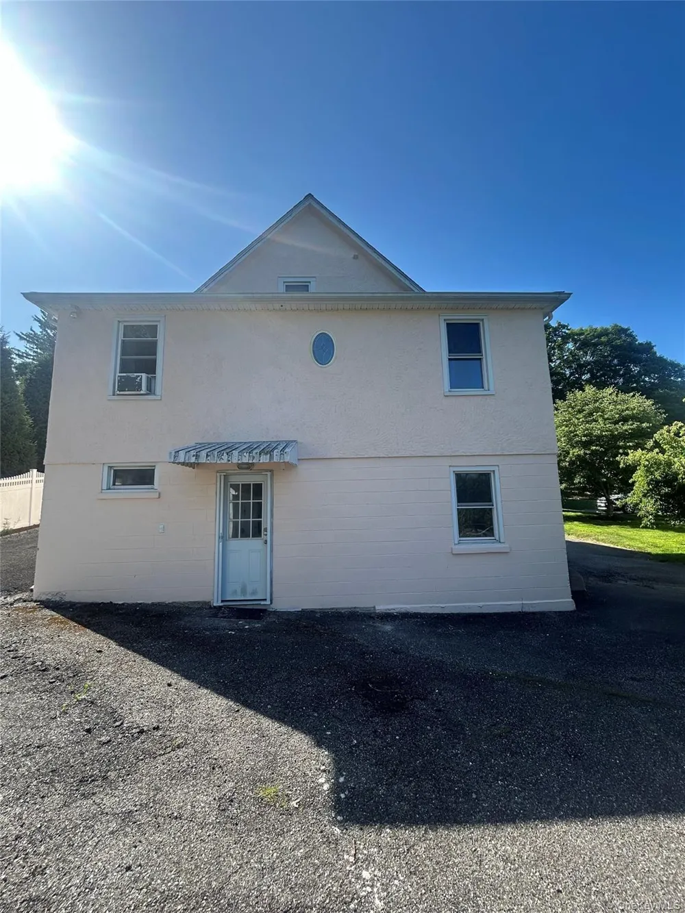 34 Bedford Ave Bedford Hills, NY 10507