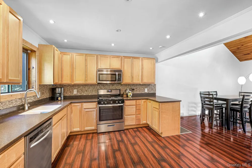 587 Dutch Hill Road Roscoe, NY 12776
