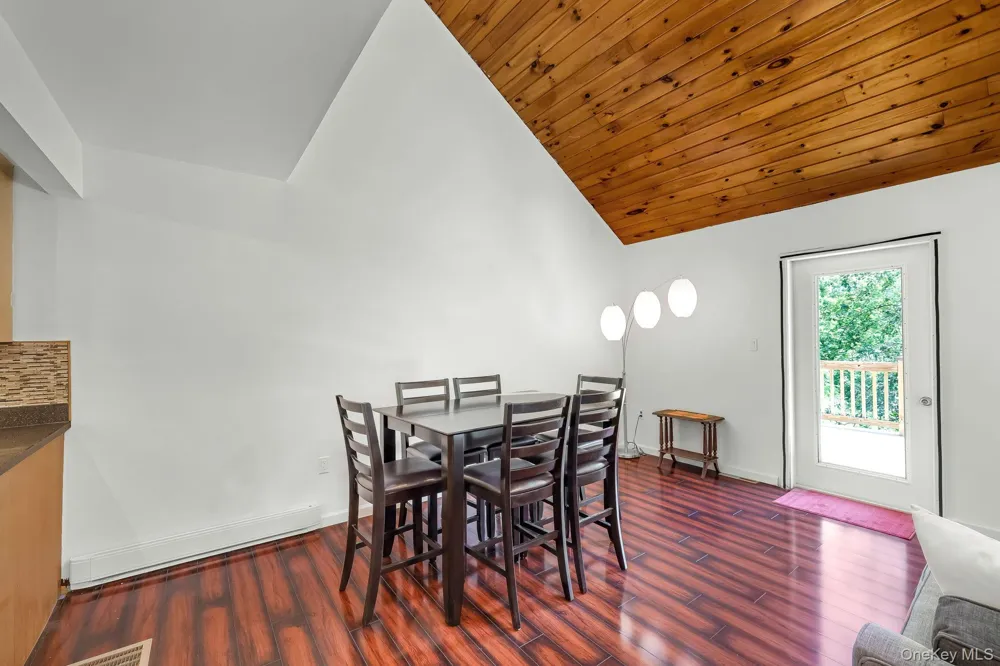 587 Dutch Hill Road Roscoe, NY 12776