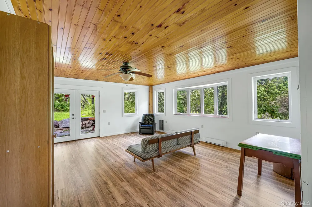 587 Dutch Hill Road Roscoe, NY 12776