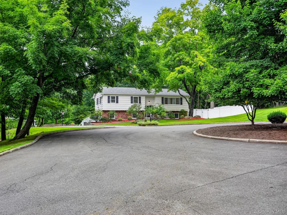 5 Evan Drive New City, NY 10956