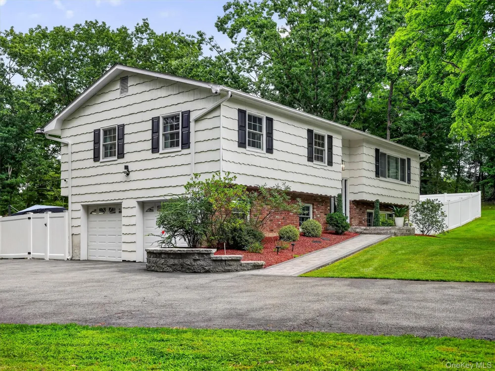 5 Evan Drive New City, NY 10956
