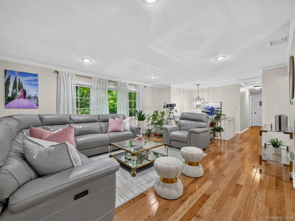 5 Evan Drive New City, NY 10956