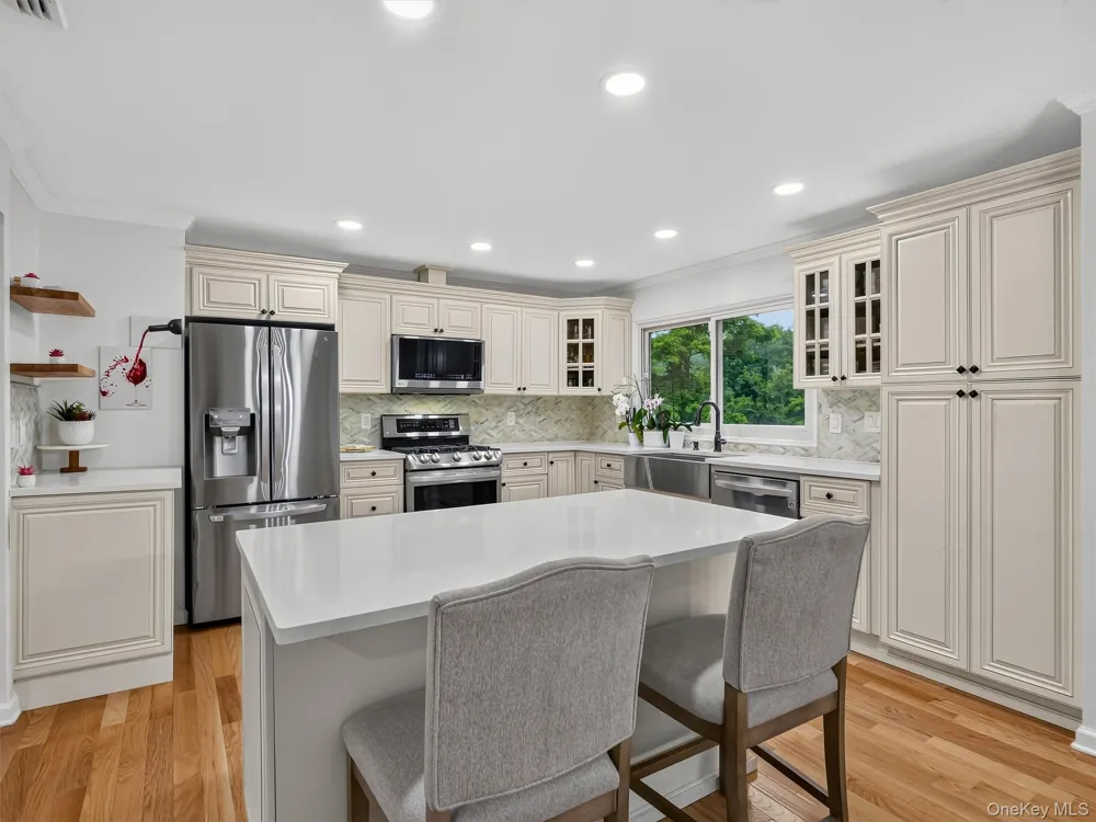 5 Evan Drive New City, NY 10956