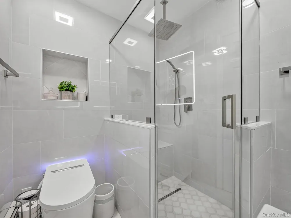 5 Evan Drive New City, NY 10956