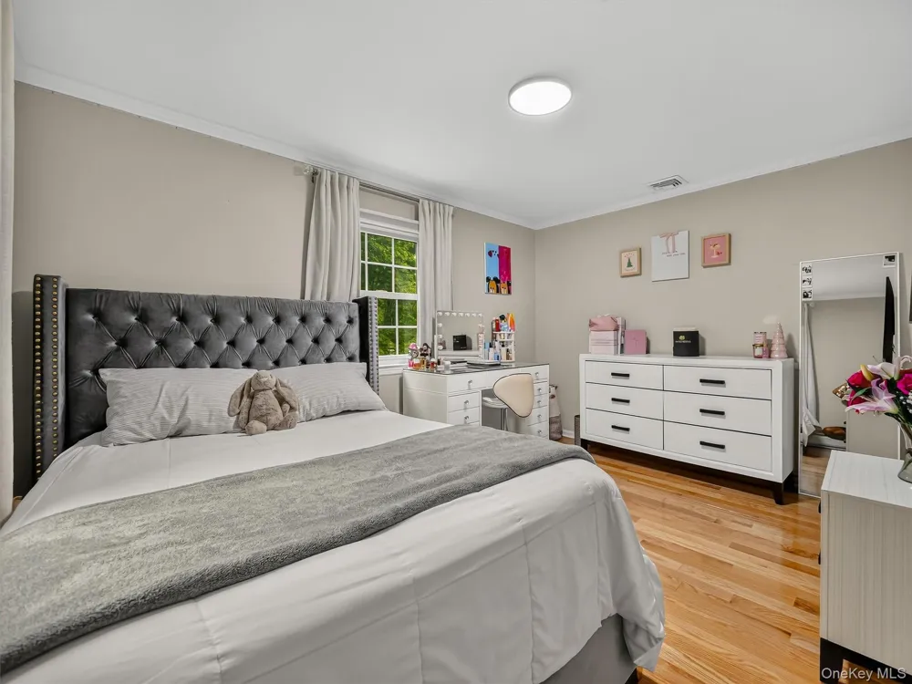 5 Evan Drive New City, NY 10956