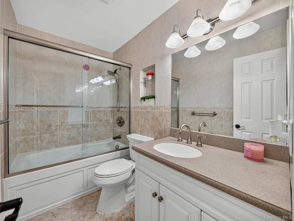 5 Evan Drive New City, NY 10956