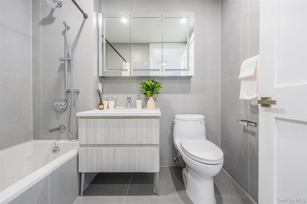 134-11 Franklin Avenue #9B Flushing, NY 11355