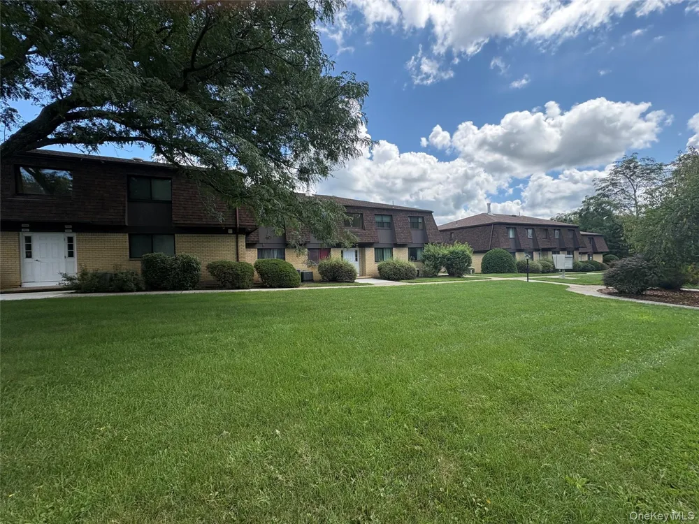 210 Cherry Hill Drive Poughkeepsie, NY 12603