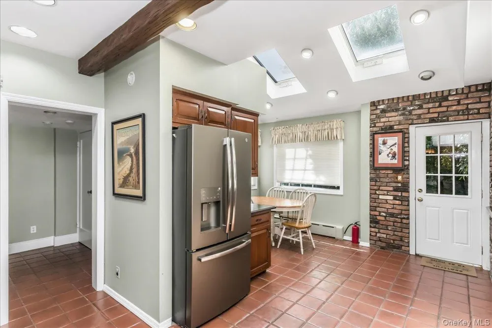 340 Princeton Road Rockville Centre, NY 11570
