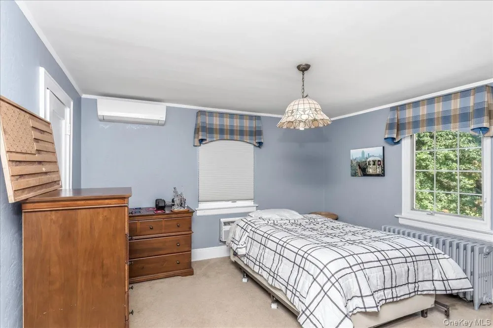 340 Princeton Road Rockville Centre, NY 11570