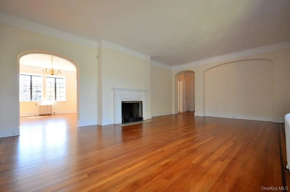 155 Garth Road #4D Scarsdale, NY 10583