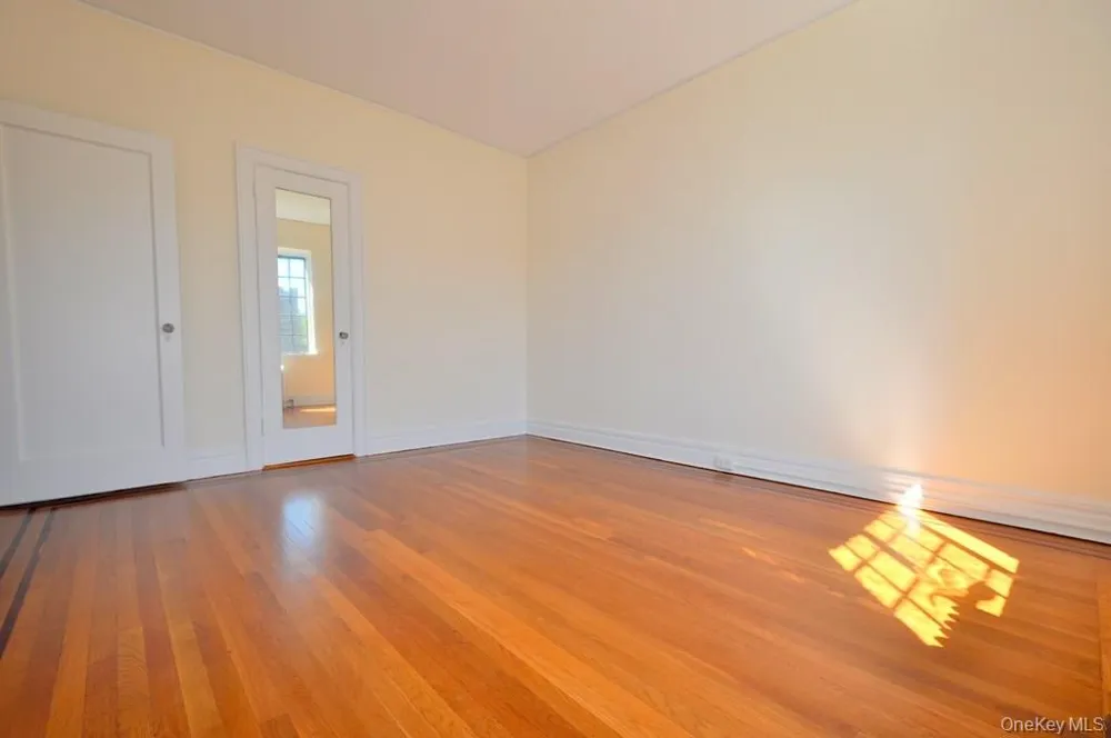 155 Garth Road #4D Scarsdale, NY 10583