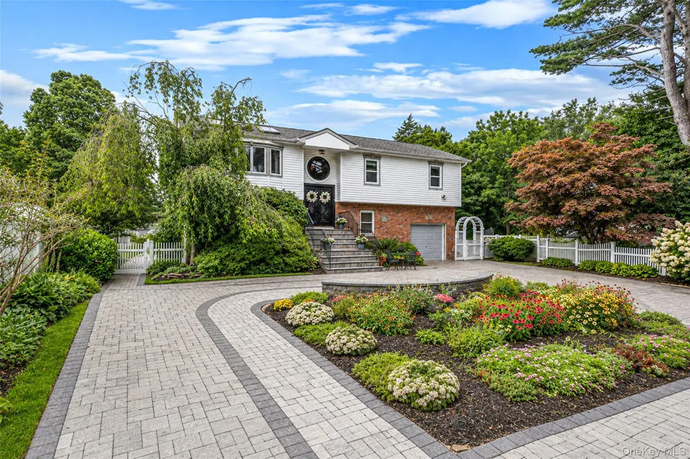 25 Kellogg Place South Huntington, NY 11746