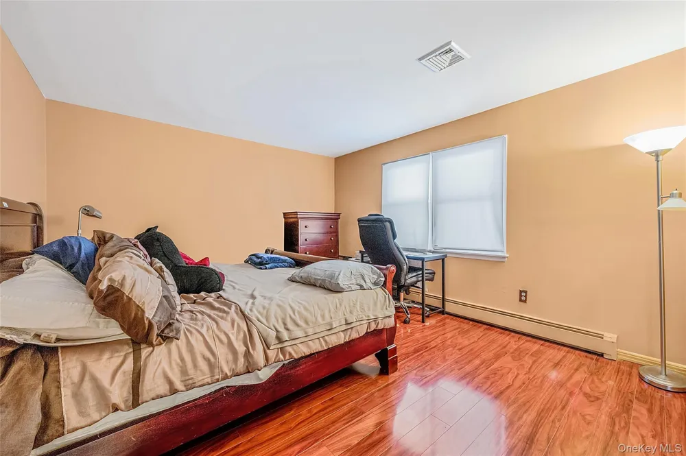 25 Kellogg Place South Huntington, NY 11746