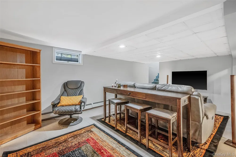 25 Kellogg Place South Huntington, NY 11746
