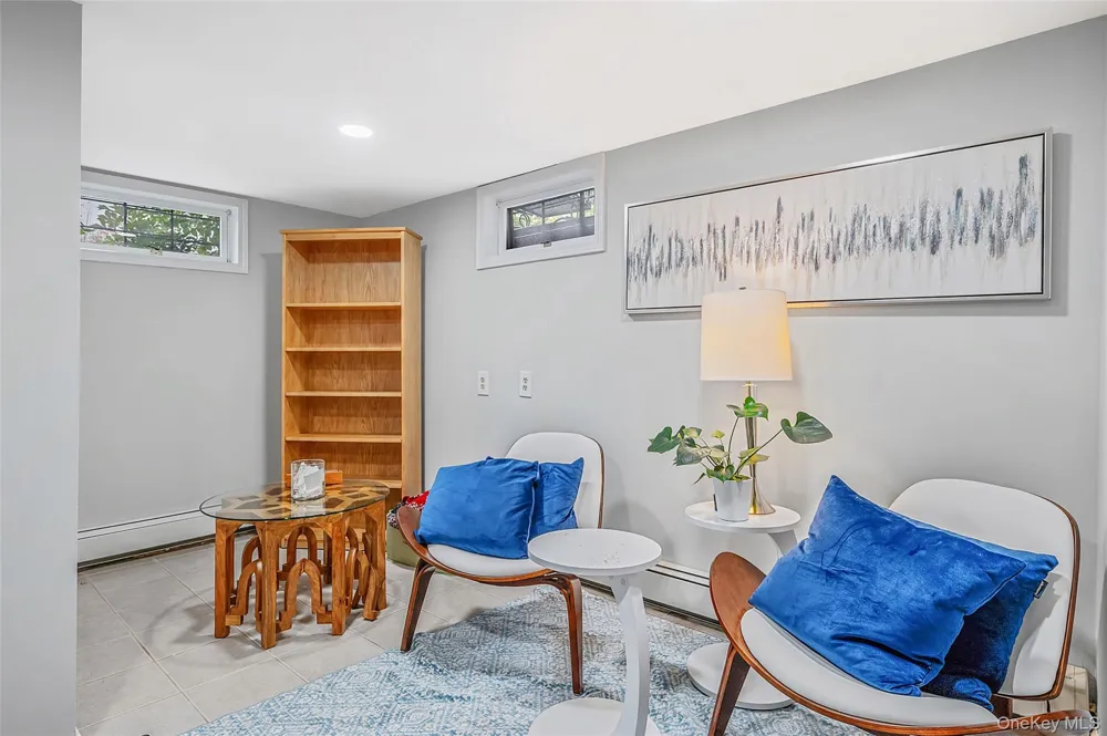 25 Kellogg Place South Huntington, NY 11746