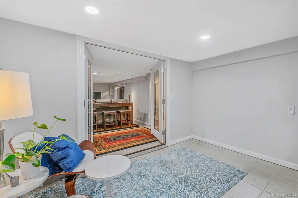 25 Kellogg Place South Huntington, NY 11746